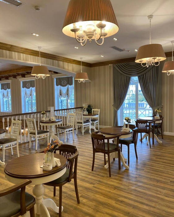 Safia Cafe & Bakery